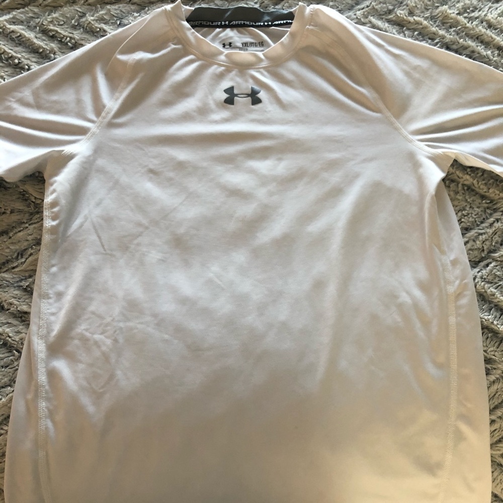 Youth XL Under Armour top